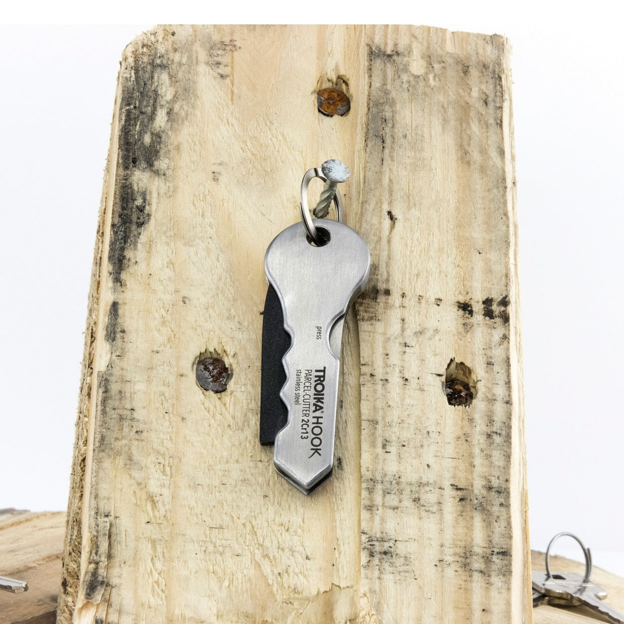 TROIKA Parcel Cutter with a Small Keyring Hook – Silver Colour