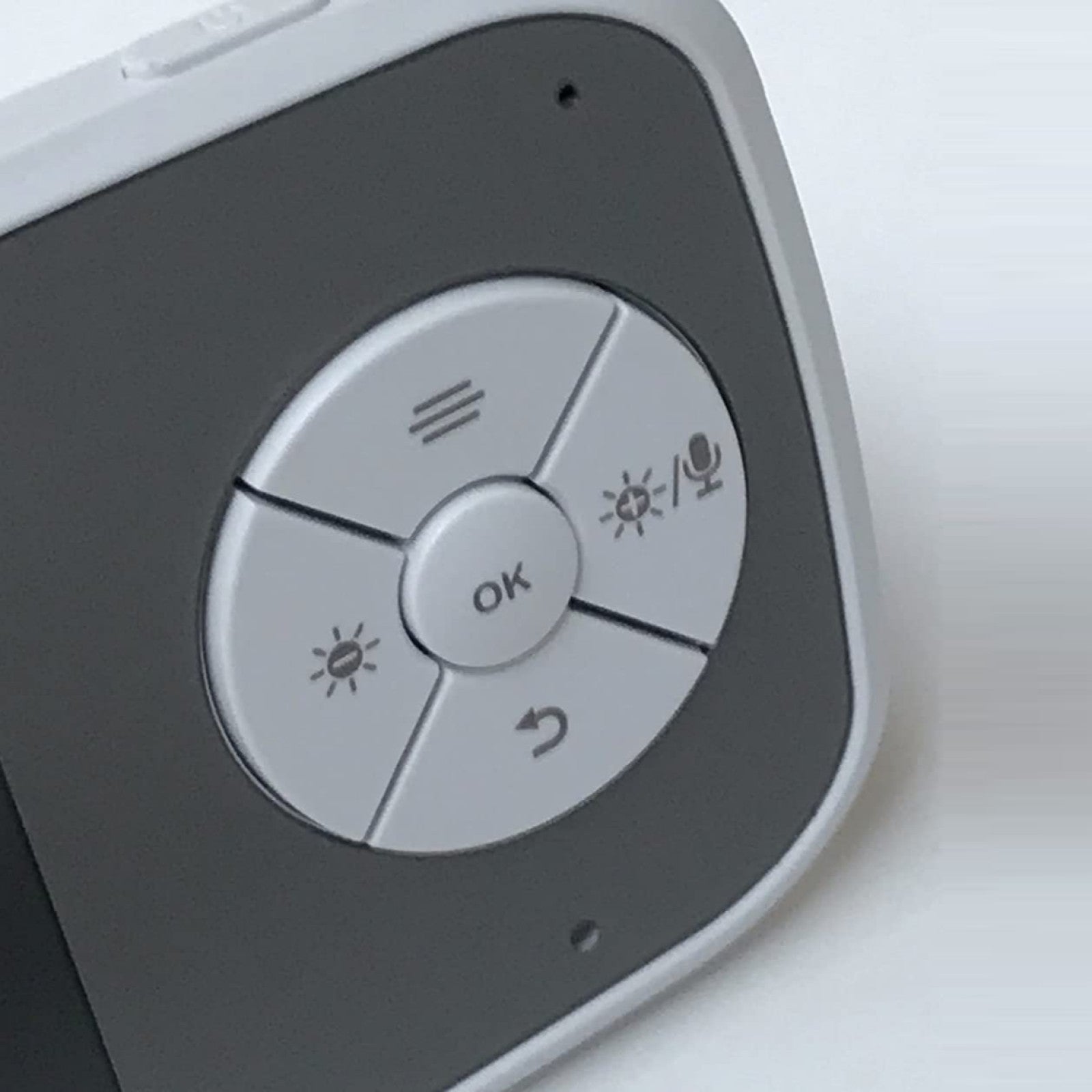 Beurer Video Baby Monitor BY 110 Day & Infrared Night Vision, 2.8" LCD Colour Display, ECO+ Mode, 2-Way Intercom