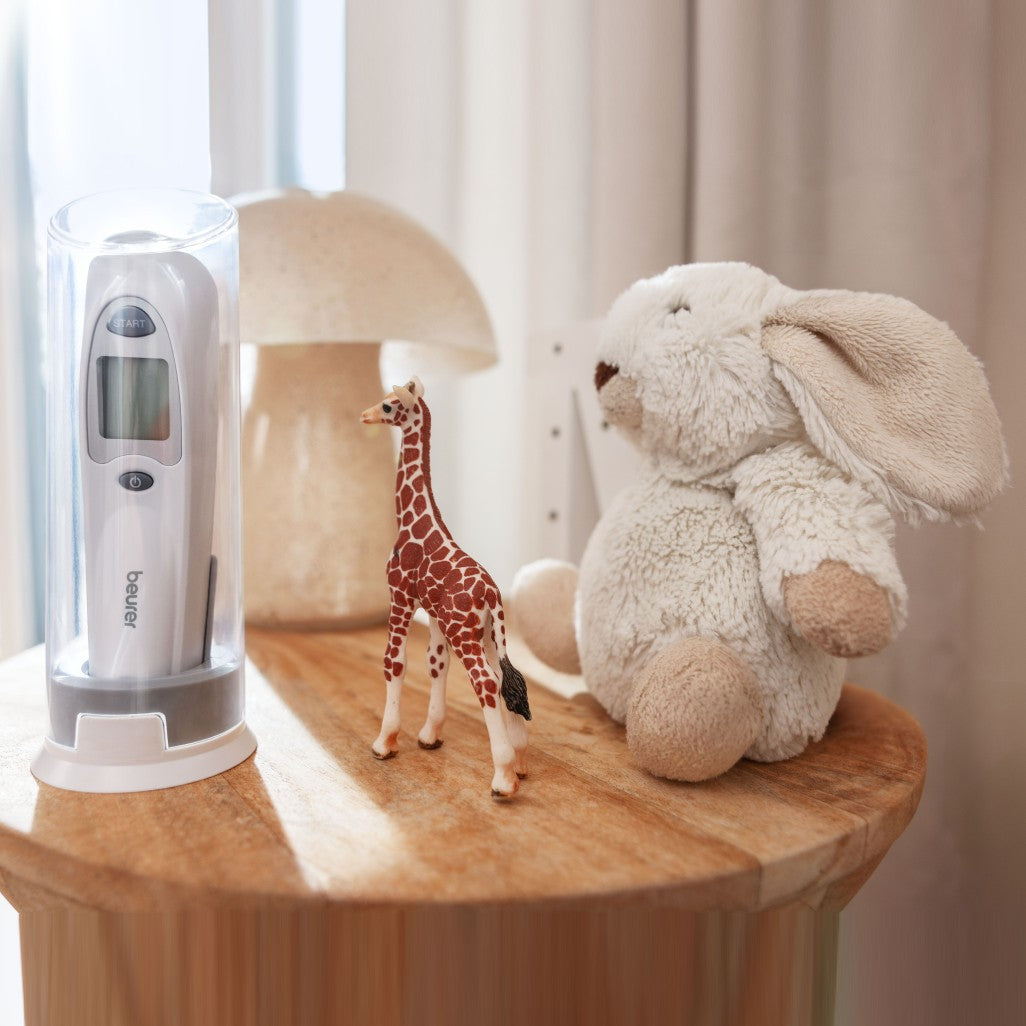 Beurer FT 58 In-Ear Thermometer: Hygienic Protective Caps, Infrared Technology, Rapid Results